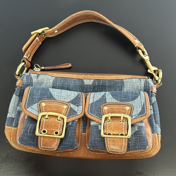 Vintage Coach Denim and Leather Bagette - Picture 3 of 15